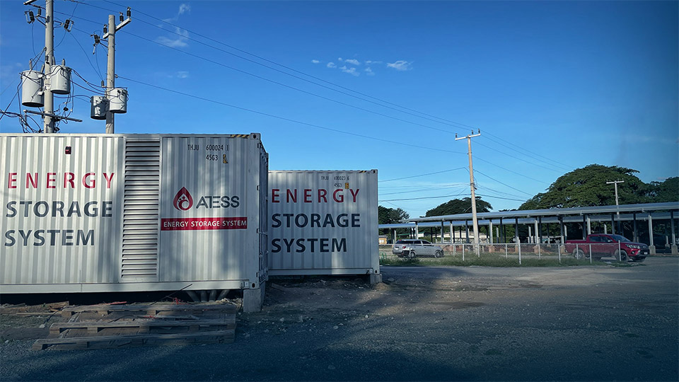Jamaica 1.7MW containerized system